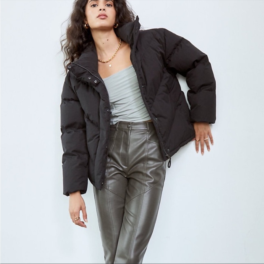 Aritzia Wilfred The Cloud Puff XXS BLACK